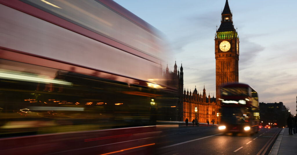 Tips for buying commercial property in the UK